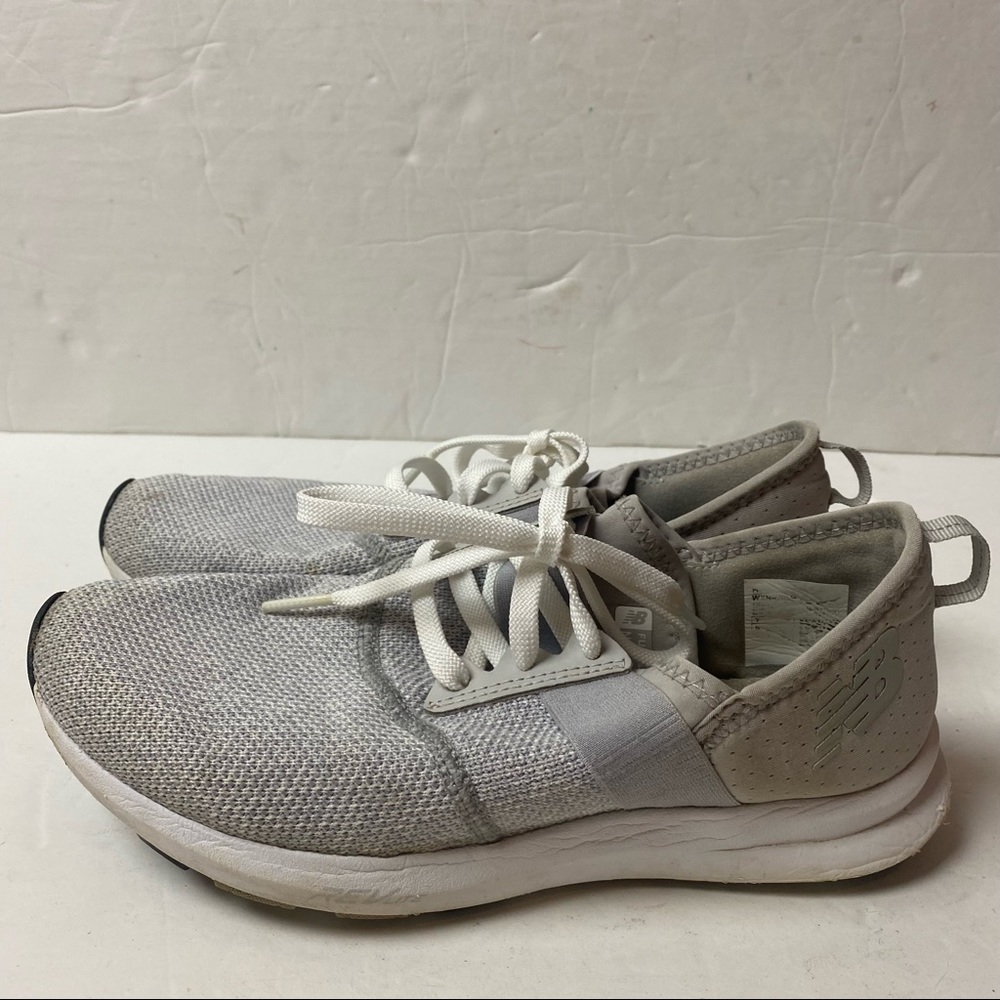 New Balance Women's FuelCore Nergize V1 Sneaker Gray Size 7